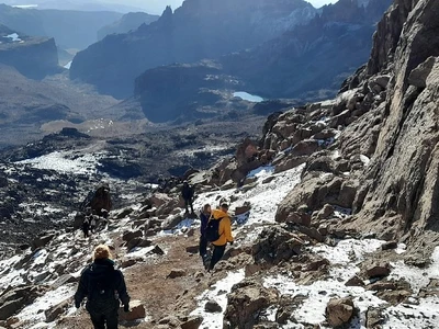 climbing mount kenya 5 days via sirimon chogoria route — the Sirimon Route on the ascent.