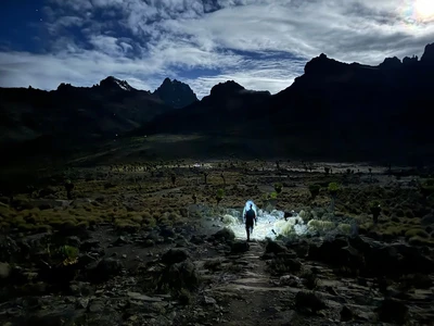 Chogoria sirimon night Mt Kenya