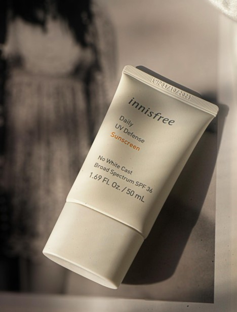 Sunscreen lotion bottle